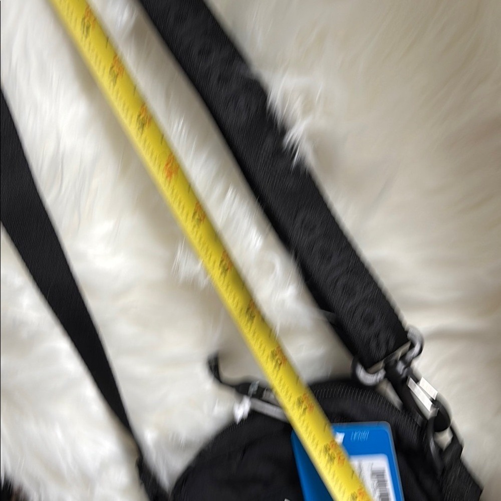 Adidas Black Belt Bag with Adjustable Strap and Zippered Compartment - Picture 4 of 4